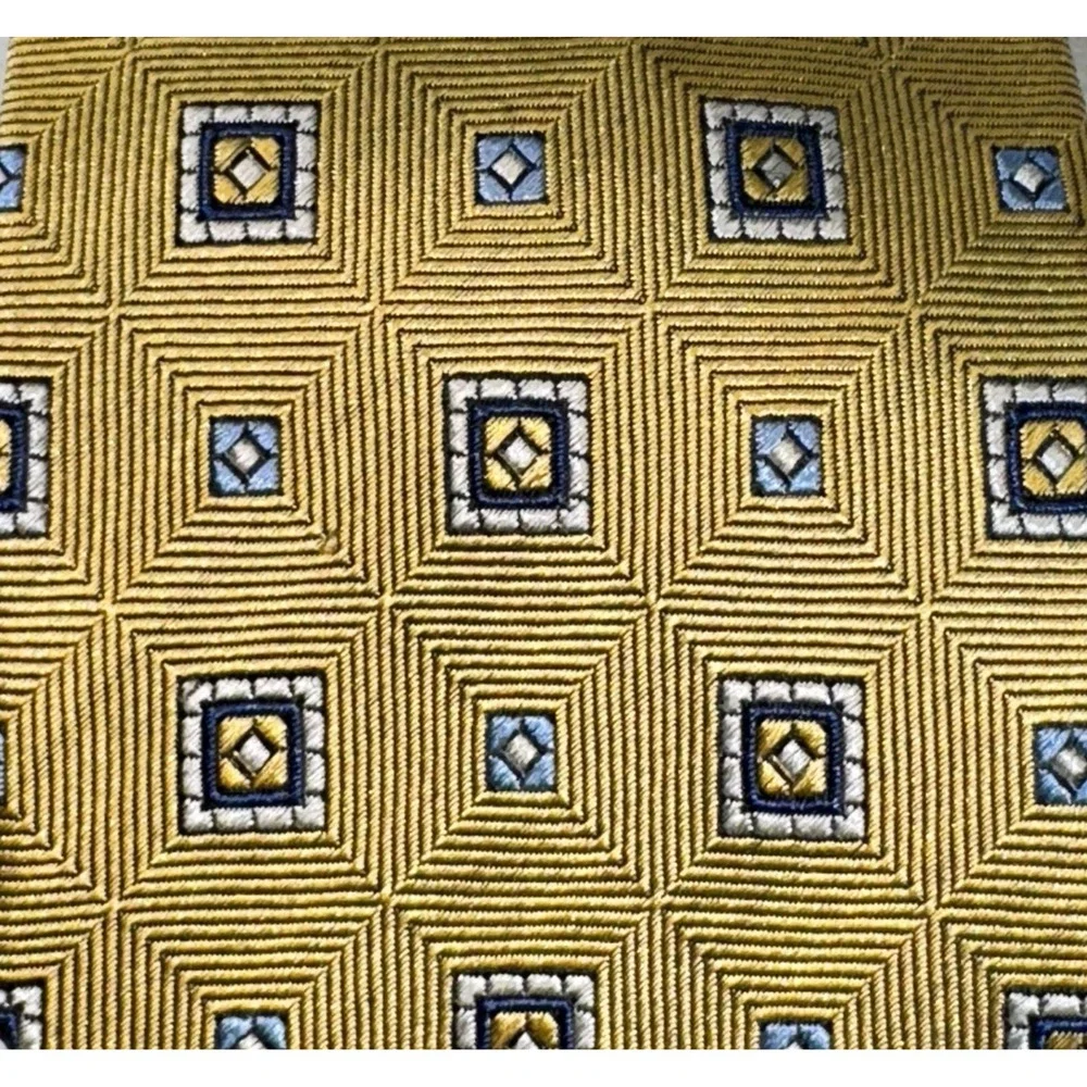 Jos. A. Bank Necktie Mens OS Gold Geometric Silk Classic Collection Professional